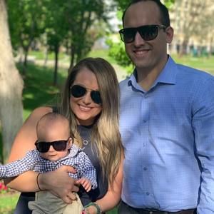 Meet your Posher, Alicia